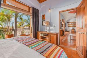Sayulita Penthouse 2BR w Pool and Views