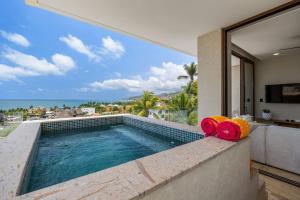 Beach breeze luxury resort for 4