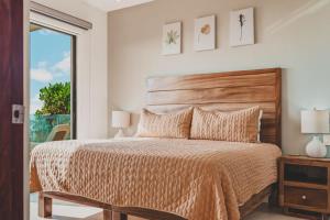 Casa de Luz Beachfront Oasis w Ocean Views Pool