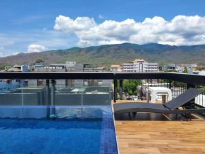 Panoramic View Rooftop Pool in Nimman 611NM