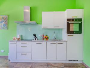 Apartment Suites Sunny Hill-3 by Interhome