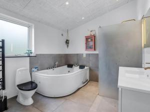 Holiday Home Fin - 150m from the sea by Interhome