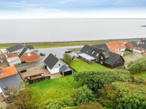 Holiday Home Raika - 25m to the fjord by Interhome