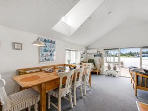 Holiday Home Reinhard - from the sea by Interhome