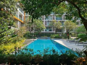 Cozy 1 Bedroom 2 Bed Apartment At Nimmanhemin