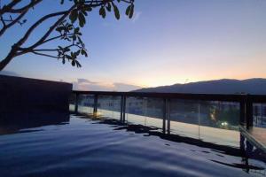 Lovely 1BR with Rooftop Pool in Nimmanhemin 605