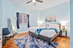 3 Story home with 10 beds and Free off street parking