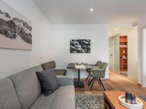 Apartment Taxacher by Interhome