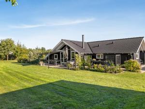 Holiday Home Gret - 700m from the sea by Interhome