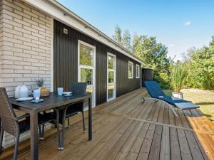 Holiday Home Lillebror - 7km from the sea by Interhome