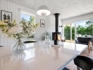 Holiday Home Lillebror - 7km from the sea by Interhome