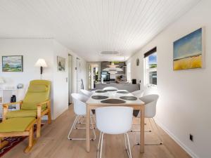 Holiday Home Akira - 250m from the sea by Interhome