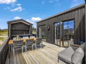 Holiday Home Tjure - 500m from the sea by Interhome