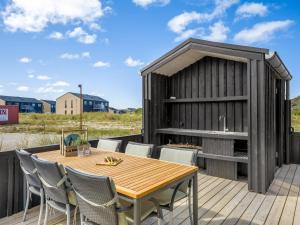 Holiday Home Tjure - 500m from the sea by Interhome