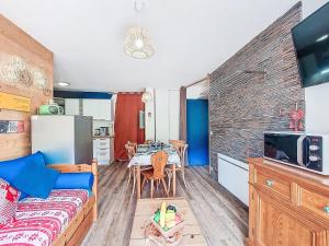 Apartment Les Pistes-21 by Interhome