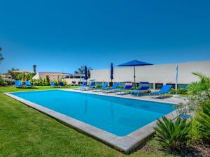 Apartment Suites Sunny Hill-6 by Interhome