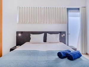 Apartment Suites Sunny Hill-6 by Interhome