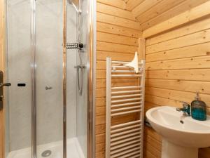 Apartment Hazel Bothy by Interhome