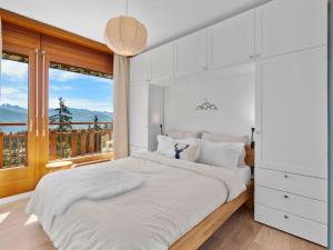 Apartment La Forêt ouest C120 by Interhome