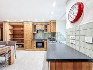 Chalet Chalet La Bergerie by Interhome