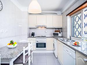 Apartment Mediterrâneo by Interhome