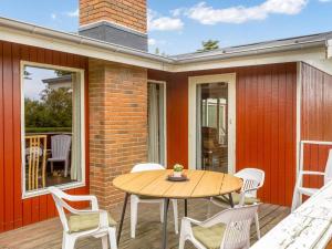 Holiday Home Wiggi - 250m from the sea by Interhome