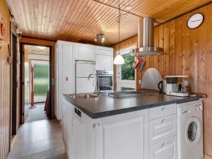 Holiday Home Wiggi - 250m from the sea by Interhome