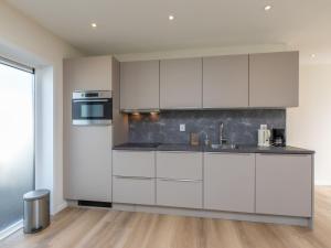 Holiday Home Beach House de Zandput by Interhome