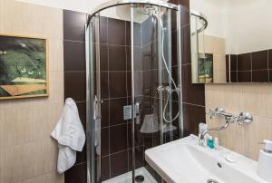 Two Bedroom Apartment Nusic