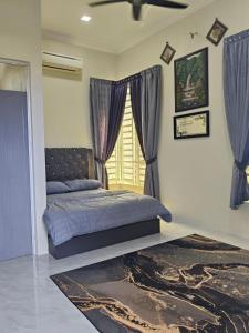 Homestay and roomstay Din 5555
