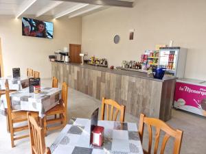 Albergue Cafetería La Parada