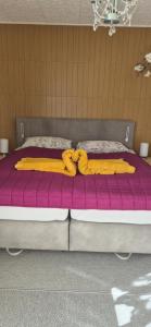 Schönes Ferienhaus mit Balkon und Terrasse in ruhiger Lage