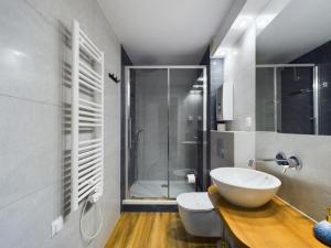 Apartamenty Dabrowka Budget - w lesie, prywatny parking, sauna, park