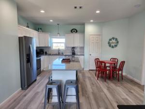 Escape to the beach with pets &kids