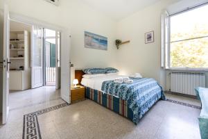 Marina - appartamento in centro al mare Ostia