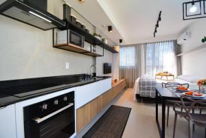 Studio em frente a UFSC e HU - Viva Trindade 625A