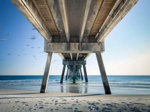*Modern BlueOkaloosa Island w 30 boat slip*