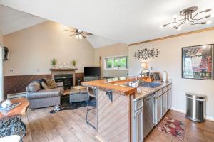 Cozy getaway with heated floors