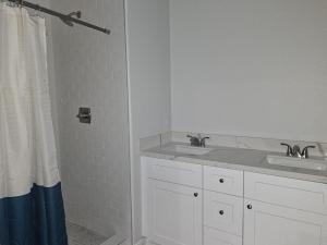 Hypnotic Beach View! Sleeps 20