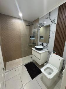 Coxy little spot in kingston