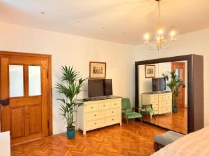 Charme Boutique Old Town