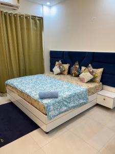 Premium Studio Apartment near Gaur City Mall, Noida Extension