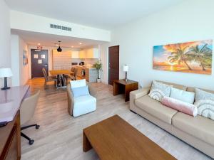 1BD Beachfront Escape Hollywood Beach
