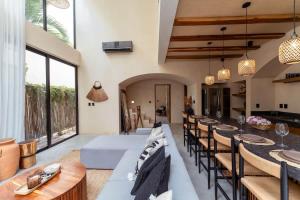 Spacious 6BR Luxe Villa with 4 Private Pools and Yoga Space Rooftop & Concierge