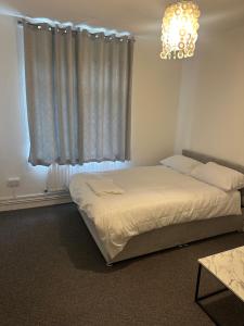 Don Jackson London Apartment