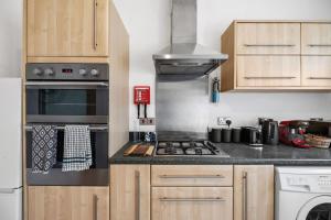 Stonehouse Deluxe Free Parking Plymouth