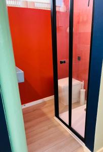 Bright and Cozy Mozart A Studio - Explore Central London