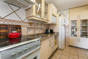 400m da Praia de Jurerê | Smart TV 50" #JA39