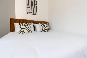 Contractor-Friendly 4-Bed 2-Bath Apartment, fast WiFi, central Redcar