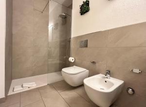 Bilocale con terrazzi Via Antonio Riva 3 by LR